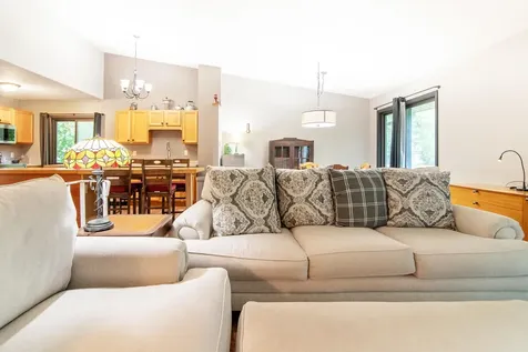532 Pleasant Drive Hastings MN 55033