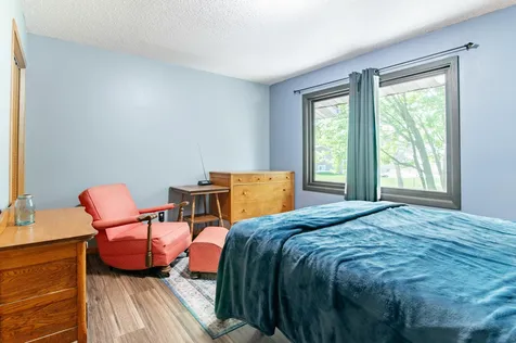 532 Pleasant Drive Hastings MN 55033