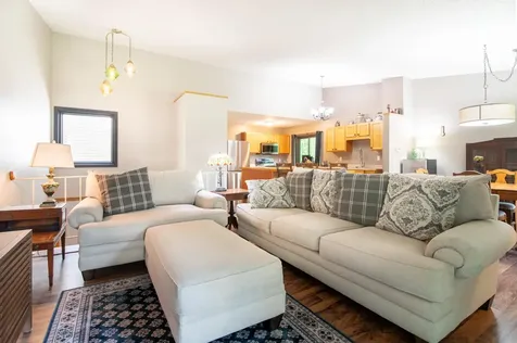532 Pleasant Drive Hastings MN 55033