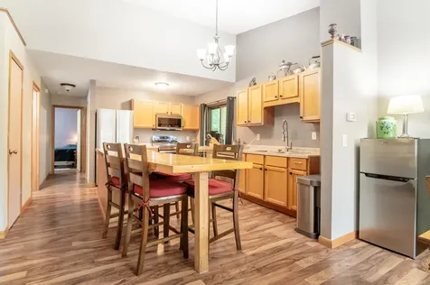 532 Pleasant Drive Hastings MN 55033
