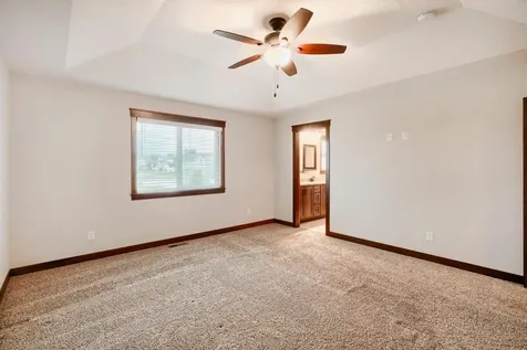 5832 178th Street W Lakeville MN 55044