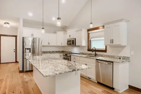 5832 178th Street W Lakeville MN 55044