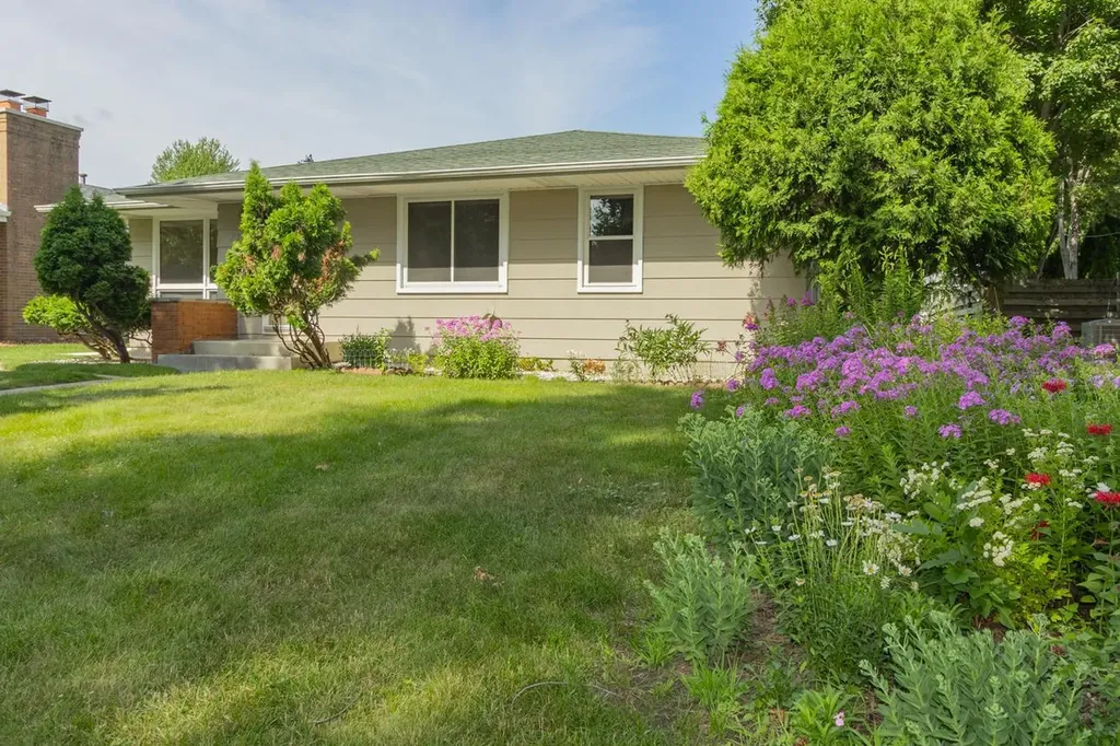 7124 2nd Avenue S Richfield MN 55423