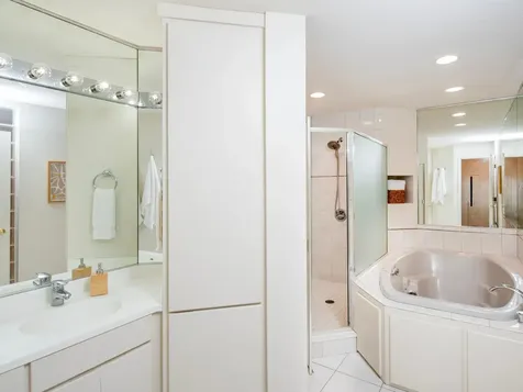 13900 Hill Ridge Drive Hopkins MN 55305