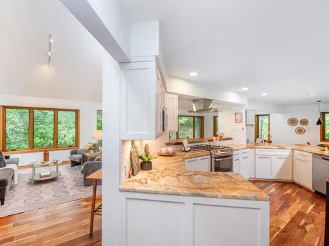 13900 Hill Ridge Drive Hopkins MN 55305