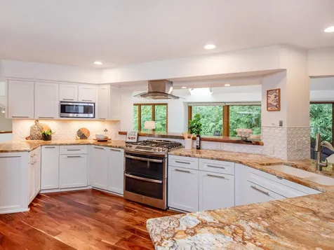 13900 Hill Ridge Drive Hopkins MN 55305