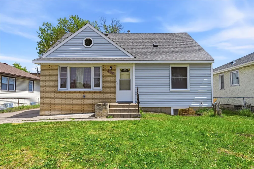 1188 Arundel Street Saint Paul MN 55117