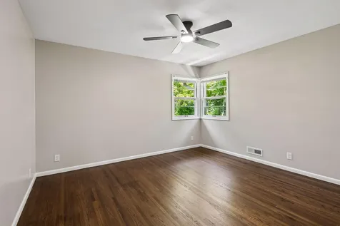 8209 Beard Road Bloomington MN 55431