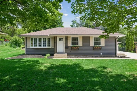 8209 Beard Road Bloomington MN 55431