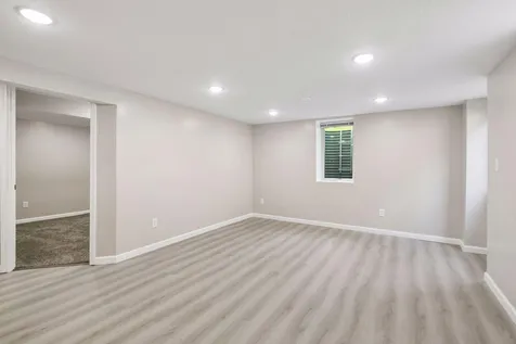 8209 Beard Road Bloomington MN 55431