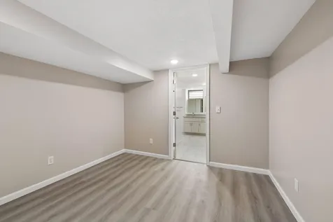8209 Beard Road Bloomington MN 55431