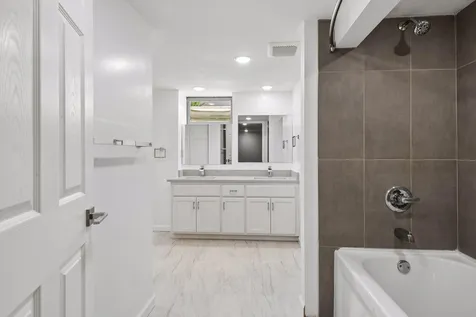 8209 Beard Road Bloomington MN 55431