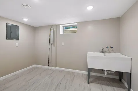 8209 Beard Road Bloomington MN 55431