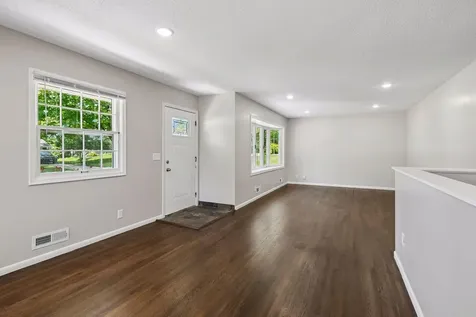 8209 Beard Road Bloomington MN 55431