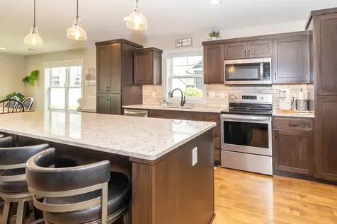 4897 Bluebell Loop S Fargo ND 58104