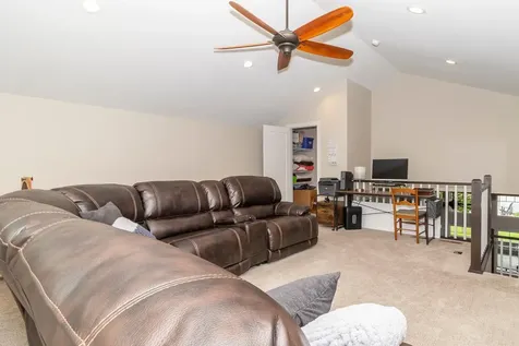 4897 Bluebell Loop S Fargo ND 58104