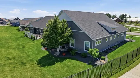 4897 Bluebell Loop S Fargo ND 58104
