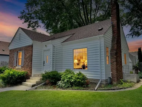 180 Bernard Street E West Saint Paul MN 55118