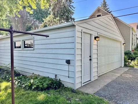 180 Bernard Street E West Saint Paul MN 55118