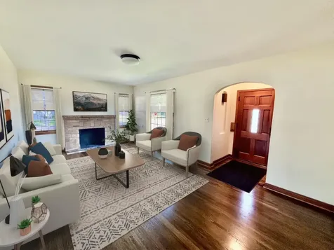180 Bernard Street E West Saint Paul MN 55118