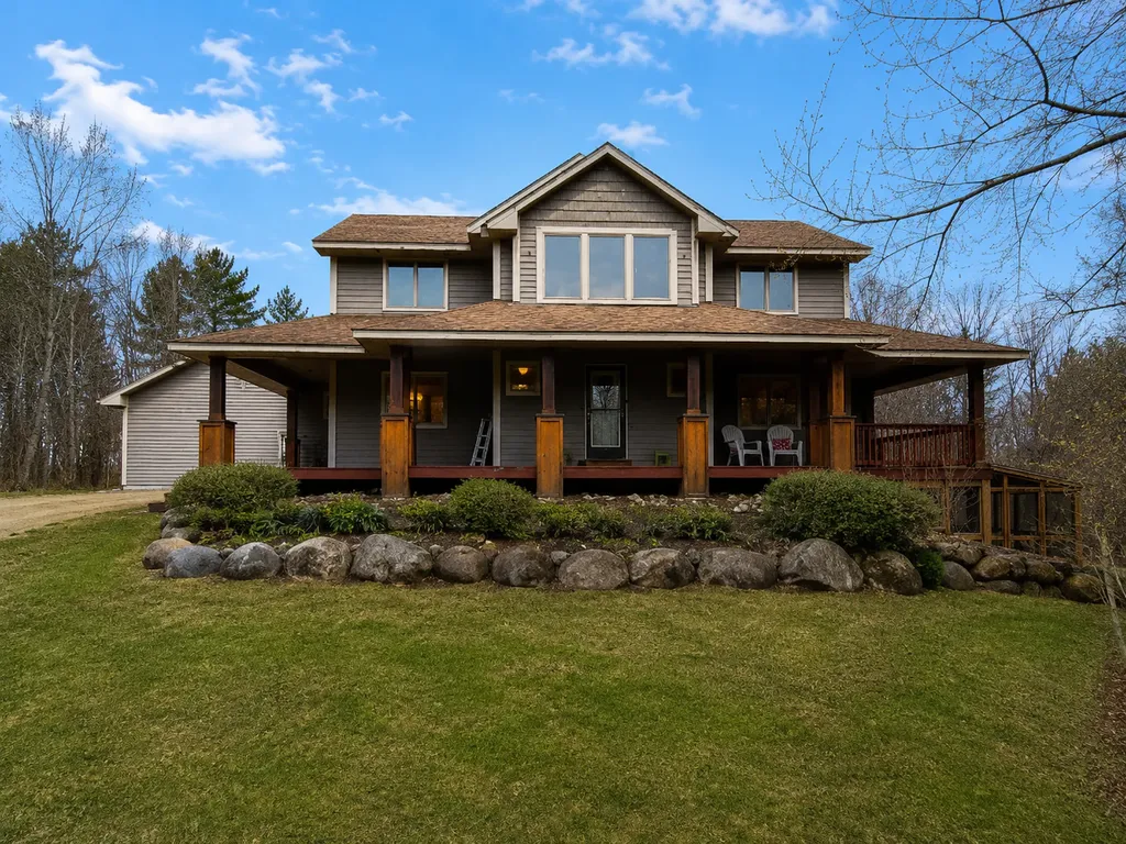 650 222nd Avenue Somerset WI 54025
