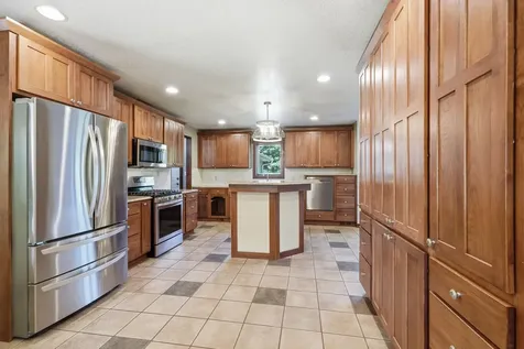 650 222nd Avenue Somerset WI 54025