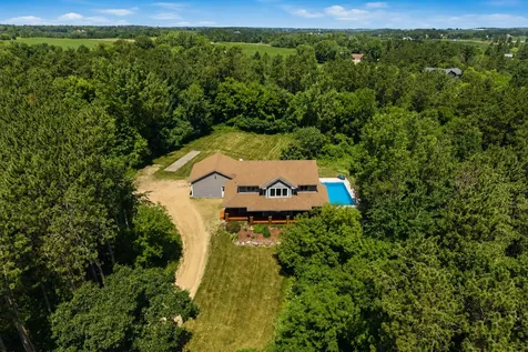 650 222nd Avenue Somerset WI 54025