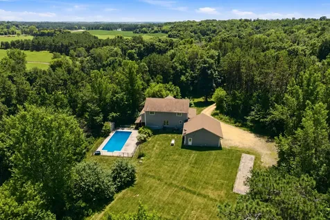650 222nd Avenue Somerset WI 54025