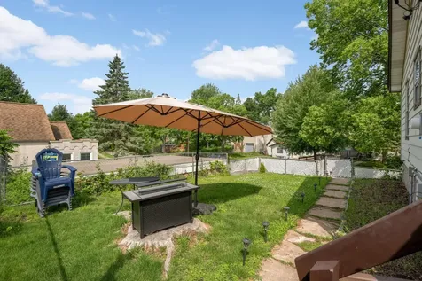 837 Pedersen Street Saint Paul MN 55119
