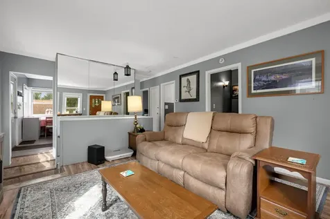 837 Pedersen Street Saint Paul MN 55119