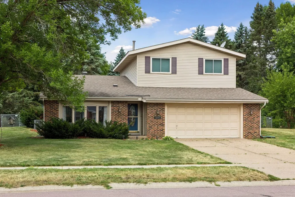 14945 Dundee Avenue Apple Valley MN 55124