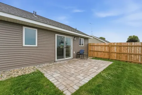 716 W 8th Street Litchfield MN 55355
