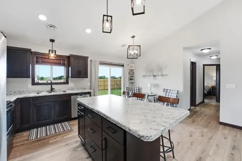 716 W 8th Street Litchfield MN 55355