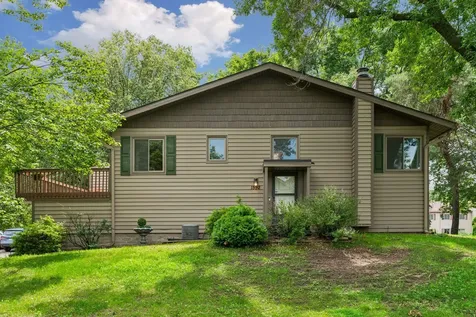 1592 Bellows Street West Saint Paul MN 55118
