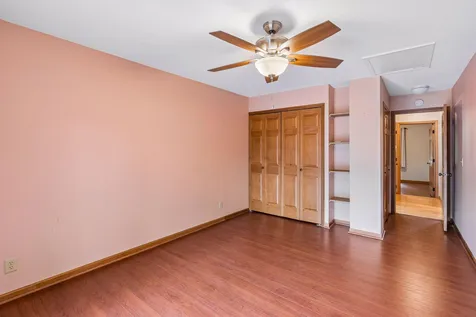 1592 Bellows Street West Saint Paul MN 55118