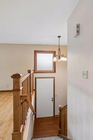 1592 Bellows Street West Saint Paul MN 55118