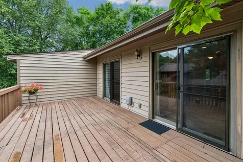 1592 Bellows Street West Saint Paul MN 55118