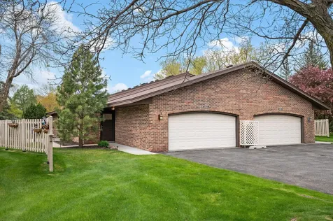 1021 Yuma Lane N Plymouth MN 55447
