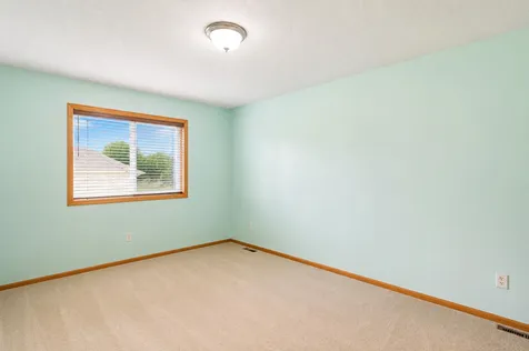 5312 Kingsbury Place NW Rochester MN 55901