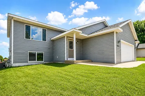 5312 Kingsbury Place NW Rochester MN 55901