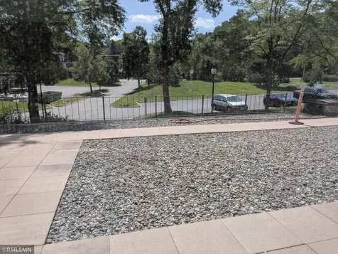 1077 Sibley Memorial Highway Saint Paul MN 55118