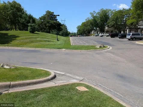 1077 Sibley Memorial Highway Saint Paul MN 55118