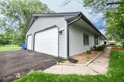 6631 Jackson Street NE Fridley MN 55432
