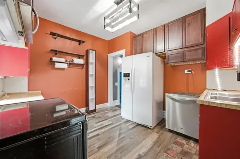 523 10th Street S Moorhead MN 56560