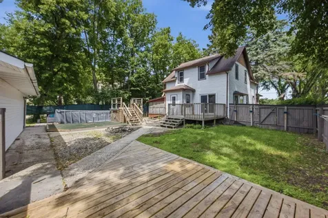 523 10th Street S Moorhead MN 56560