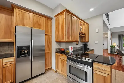 572 Dayton Avenue Saint Paul MN 55102