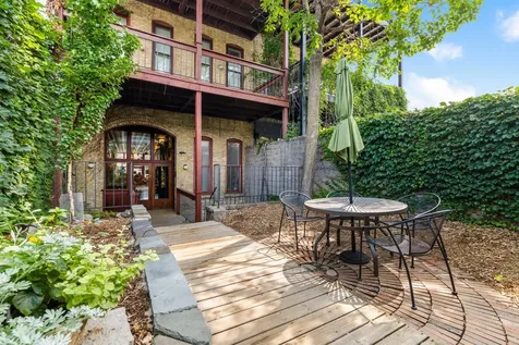 213 1/2 Washington Avenue N Minneapolis MN 55401