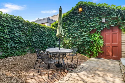 213 1/2 Washington Avenue N Minneapolis MN 55401