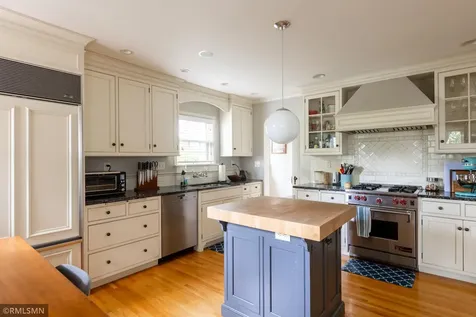 581 Montrose Lane Saint Paul MN 55116