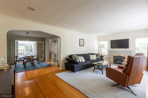 581 Montrose Lane Saint Paul MN 55116